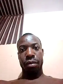 Snapshot of Pnice chatting on February 10, 12:15 am Pnice online show from February 10, 12:15 am