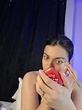 AmaiaSalvatore online show from February 7, 10:46 pm