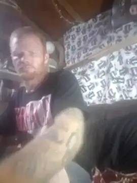 Snapshot of ed31devall chatting on March 26, 5:13 am ed31devall online show from March 26, 5:13 am