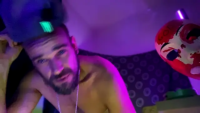 Snapshot of DjDiCKmannOnE chatting on June 2, 10:01 pm DjDiCKmannOnE online show from June 2, 10:01 pm