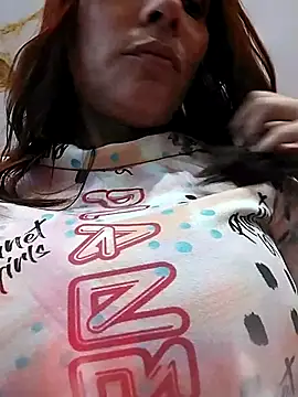 Snapshot of dyjaA chatting on September 27, 2:44 pm dyjaA online show from September 27, 2:44 pm