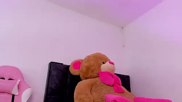 bellacruz3 online show from December 19, 10:11 am