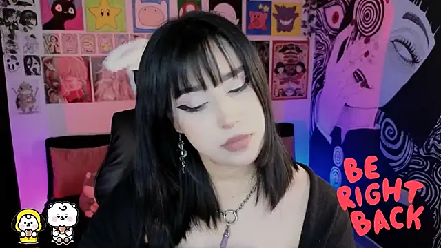 Yuhwan  online show from February 4, 10:04 pm