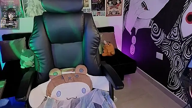 Yuhwan  online show from February 13, 10:28 pm