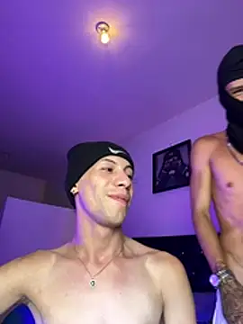 santiago cutex online show from April 11, 5:23 am