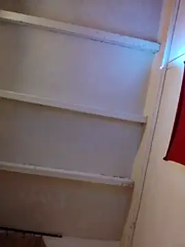 Snapshot of Themaskedgirl21 chatting on February 13, 4:36 pm Themaskedgirl21 online show from February 13, 4:36 pm