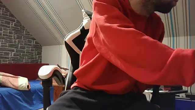Snapshot of vers92_seb chatting on January 18, 4:55 pm vers92 seb online show from January 18, 4:55 pm