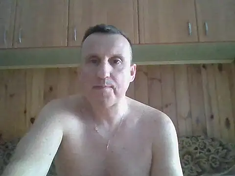 Snapshot of Maksymilian1 chatting on February 1, 11:42 am Maksymilian1 online show from February 1, 11:42 am