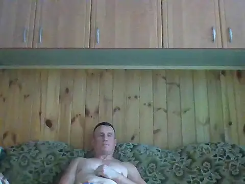 Maksymilian1 online show from May 24, 2:22 pm