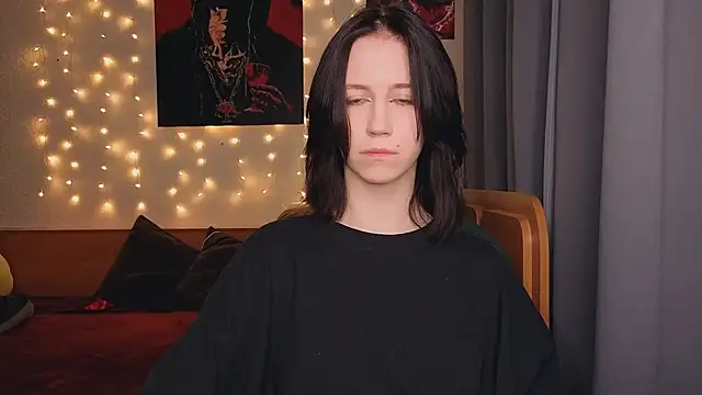 Snapshot of zaebali_ chatting on March 18, 3:15 pm zaebali online show from March 18, 3:15 pm