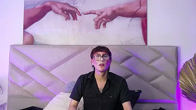 Snapshot of Soro_Lovelyboy chatting on September 19, 4:25 am Soro Lovelyboy online show from September 19, 4:25 am