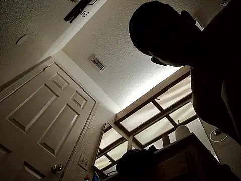 Snapshot of ModelledTread chatting on March 21, 4:50 am ModelledTread online show from March 21, 4:50 am