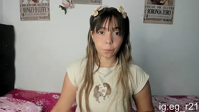 Snapshot of emma_grays2 chatting on June 8, 2:28 pm emma grays2 online show from June 8, 2:28 pm