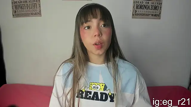 Snapshot of emma_grays2 chatting on June 12, 10:03 am emma grays2 online show from June 12, 10:03 am