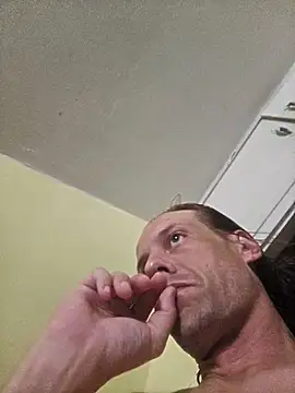 Snapshot of Danny19867 chatting on October 7, 2:42 am Danny19867 online show from October 7, 2:42 am