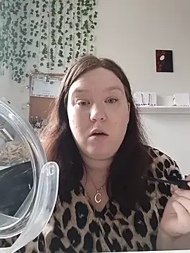 Feuchtekitty92xh online show from October 8, 7:06 am