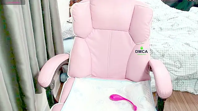 Snapshot of Cindy_Cutiegirl chatting on April 17, 10:24 pm Cindy Cutiegirl online show from April 17, 10:24 pm
