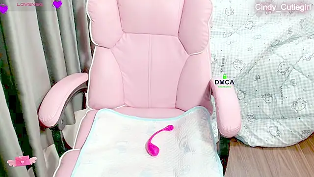 Snapshot of Cindy_Cutiegirl chatting on April 24, 10:23 pm Cindy Cutiegirl online show from April 24, 10:23 pm