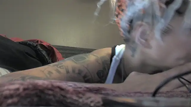 Snapshot of Flossee chatting on September 20, 11:39 pm Flossee online show from September 20, 11:39 pm