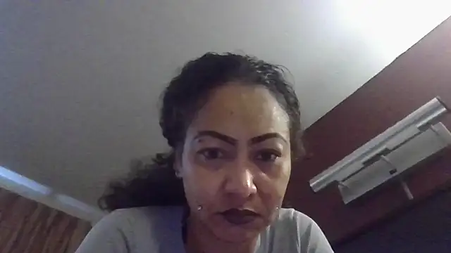 Snapshot of Flossee chatting on October 3, 10:45 am Flossee online show from October 3, 10:45 am