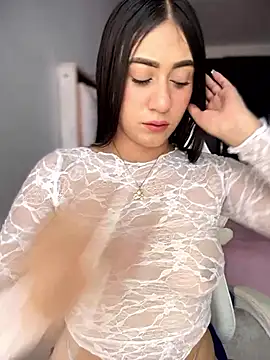 Snapshot of isabela_l chatting on January 18, 6:55 pm isabela l online show from January 18, 6:55 pm