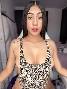 Snapshot of isabela_l chatting on February 5, 4:55 pm isabela l online show from February 5, 4:55 pm