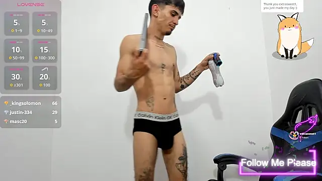 Snapshot of nextboywell1 chatting on March 2, 7:15 am nextboywell1 online show from March 2, 7:15 am