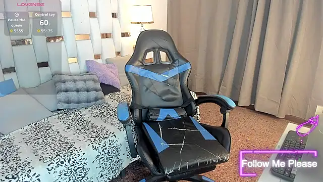 nextboywell1 online show from March 17, 3:22 am