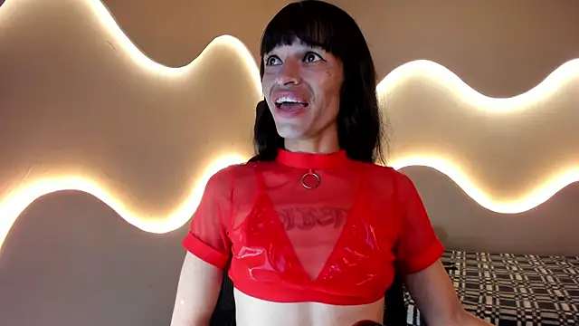 Alanakimura  online show from May 28, 12:35 pm