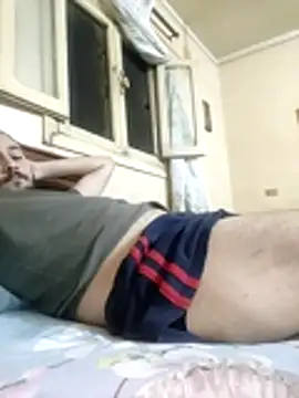 Snapshot of modysalpoy chatting on November 17, 1:44 am modysalpoy online show from November 17, 1:44 am