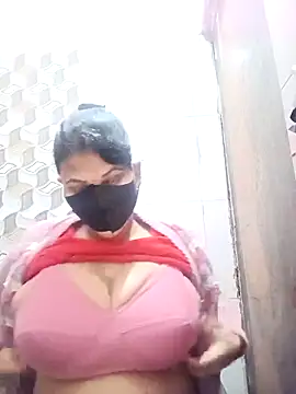 varnika online show from February 4, 2:01 pm