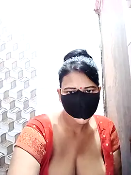 Snapshot of varnika chatting on April 19, 9:30 am varnika online show from April 19, 9:30 am