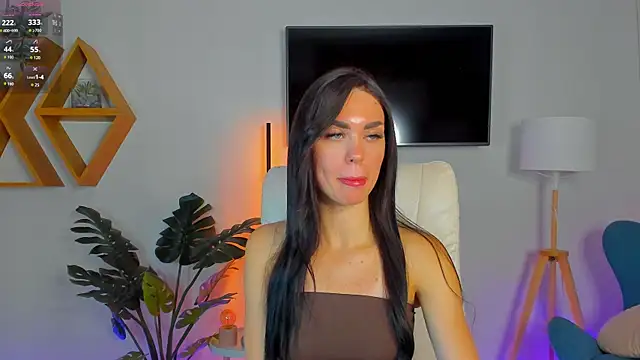 Snapshot of Cherry___Kiss chatting on April 6, 5:52 am Cherry Kiss online show from April 6, 5:52 am