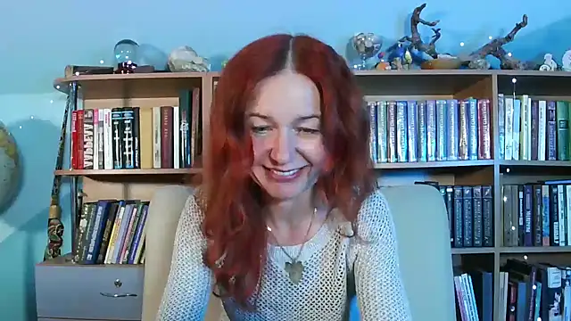 Foxilady357 online show from April 18, 1:59 pm