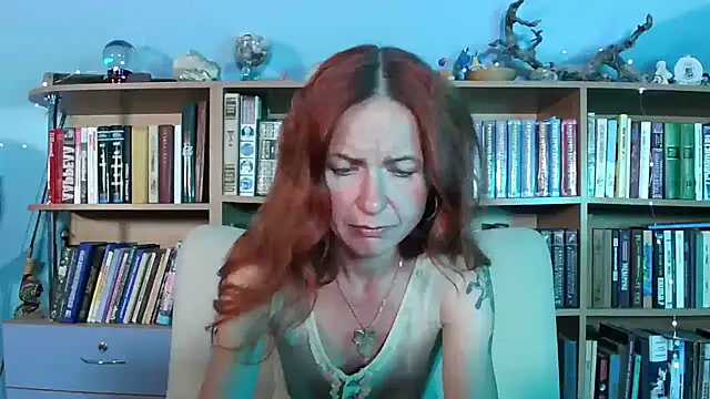 Foxilady357 online show from July 1, 1:24 pm