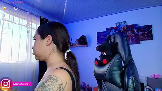 Snapshot of Nicorobinn chatting on May 5, 9:45 pm Nicorobinn online show from May 5, 9:45 pm
