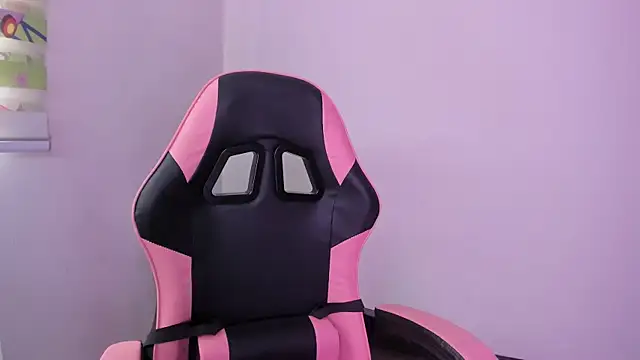 Arianna Jannes online show from April 8, 3:45 pm