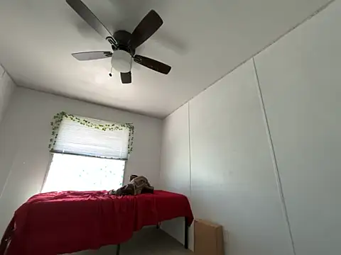 moan4mona online show from March 17, 5:49 pm