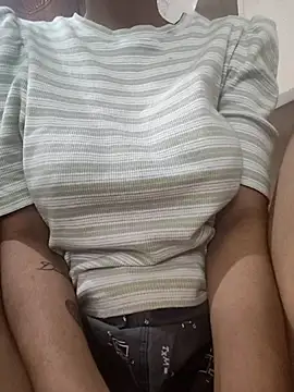 Snapshot of nandini_telugu1 chatting on September 26, 7:51 pm nandini telugu1 online show from September 26, 7:51 pm