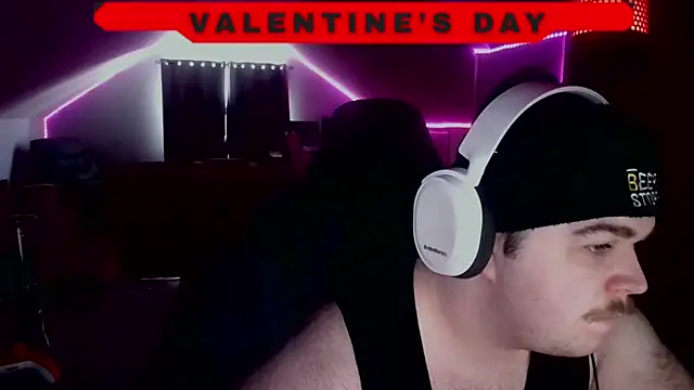 Snapshot of Bigboyballen chatting on February 16, 8:16 pm Bigboyballen online show from February 16, 8:16 pm