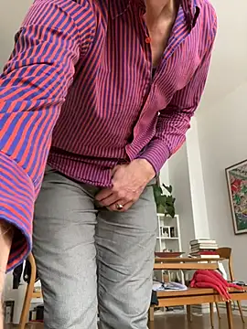 Snapshot of SexyLeon8 chatting on February 26, 1:19 pm SexyLeon8 online show from February 26, 1:19 pm