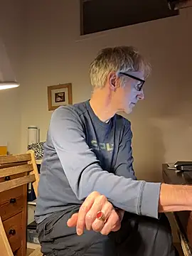 Snapshot of SexyLeon8 chatting on January 17, 6:44 pm SexyLeon8 online show from January 17, 6:44 pm