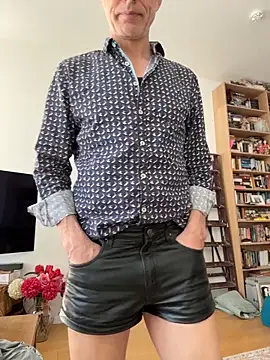 SexyLeon8 online show from March 16, 7:12 am