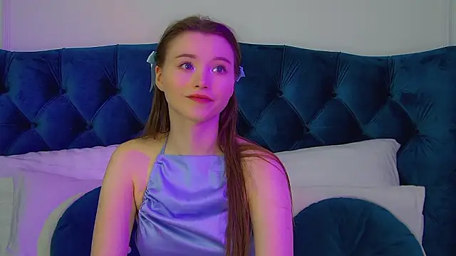 KeiraAsti online show from February 3, 6:24 pm