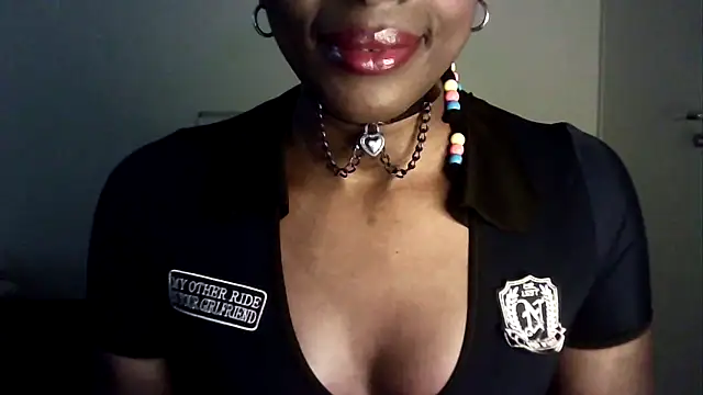 Chatdoll2 online show from March 11, 12:00 pm