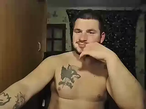 chiraq1945 online show from October 30, 8:31 pm