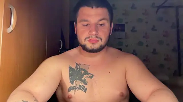 chiraq1945 online show from March 31, 10:32 pm