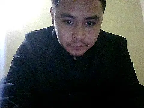 Snapshot of jorgexsuil2hh chatting on June 11, 6:00 am jorgexsuil2hh online show from June 11, 6:00 am