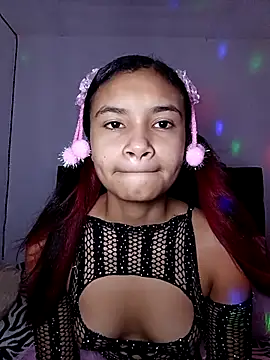 liz7skinny online show from April 15, 9:15 pm