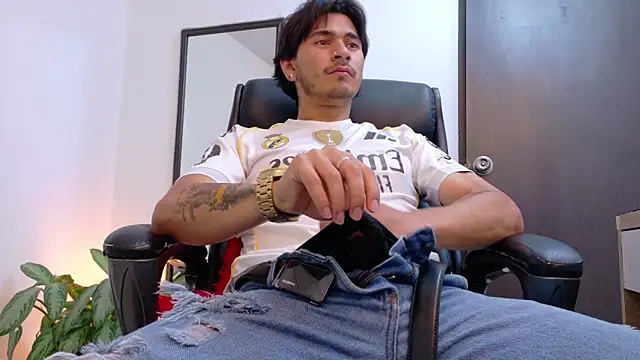 Elian savoy online show from April 15, 10:54 pm